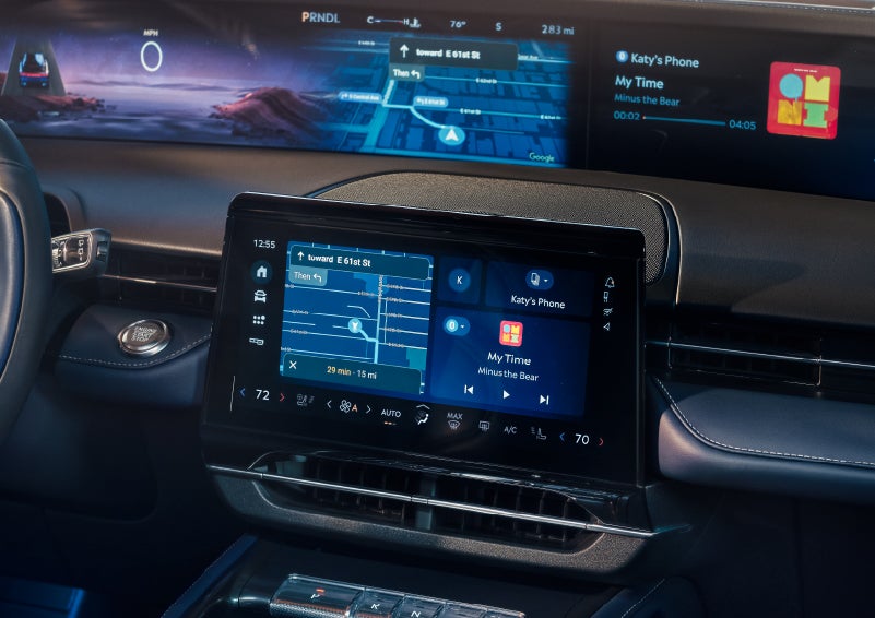 Driving directions are shown on the center touchscreen. | Carman Lincoln in New Castle DE