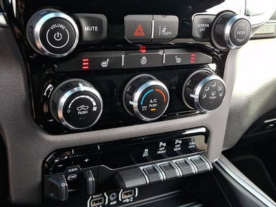 2025 RAM 1500 Lone Star Crew Cab 4x4 5'7" Box