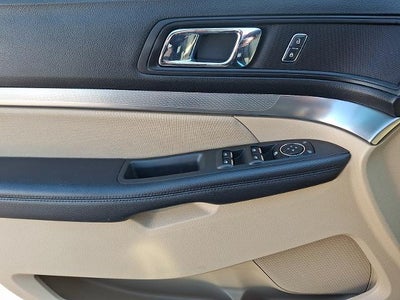 2017 Ford Explorer Base