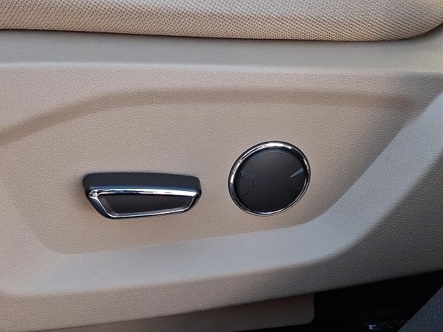 2017 Ford Explorer Base