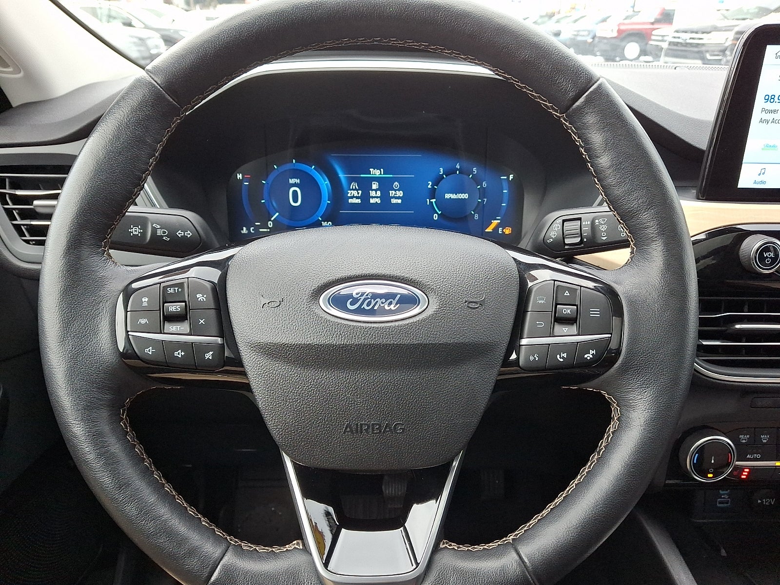 2022 Ford Escape Titanium