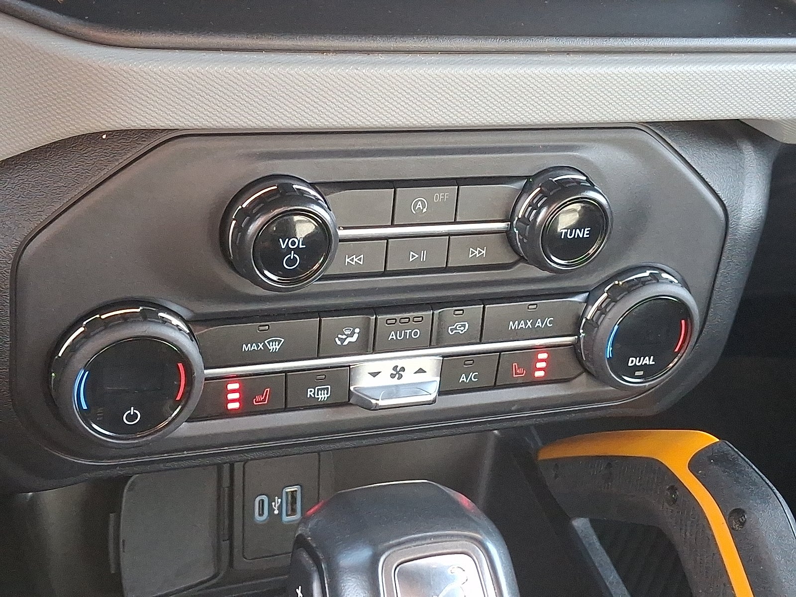 2023 Ford Bronco Badlands