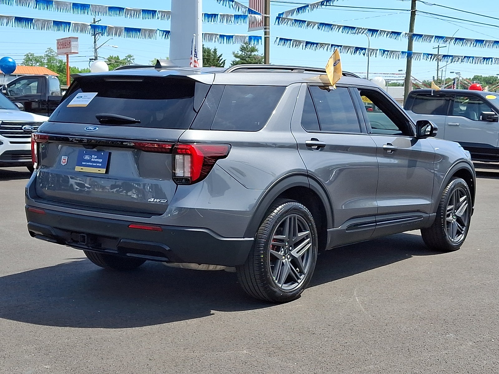 2026 Ford Explorer ST-Line