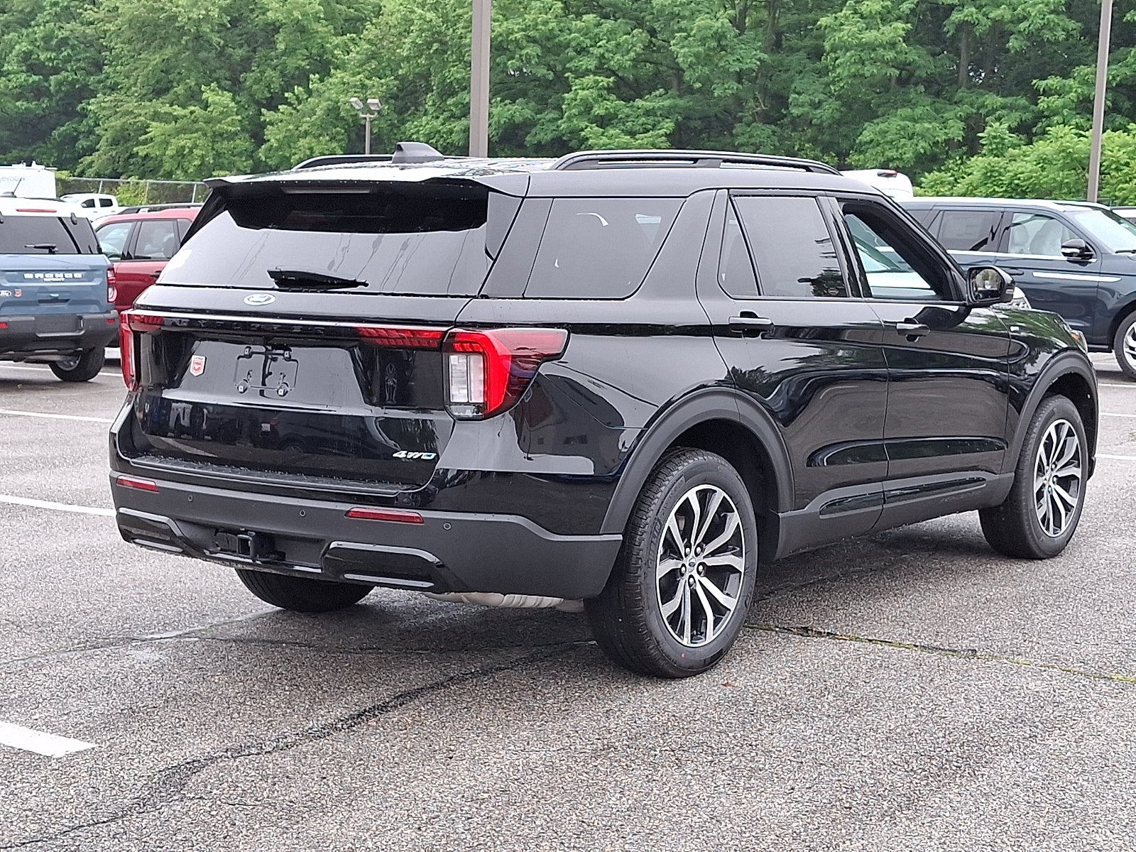2026 Ford Explorer ST-Line