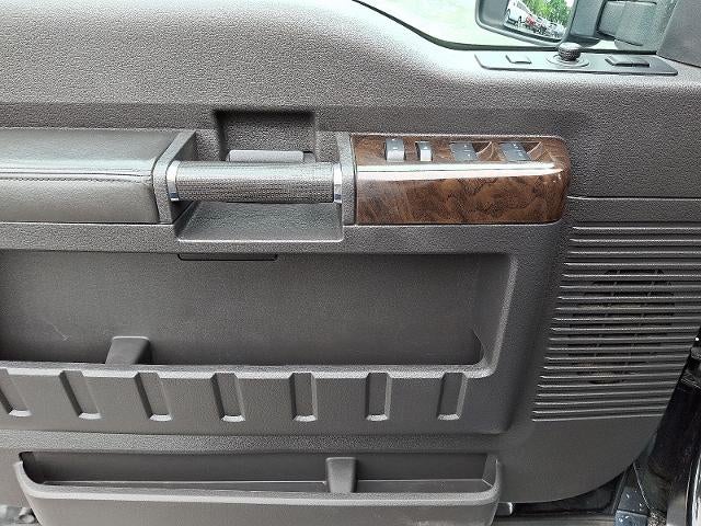 2014 Ford F-250 LARIAT