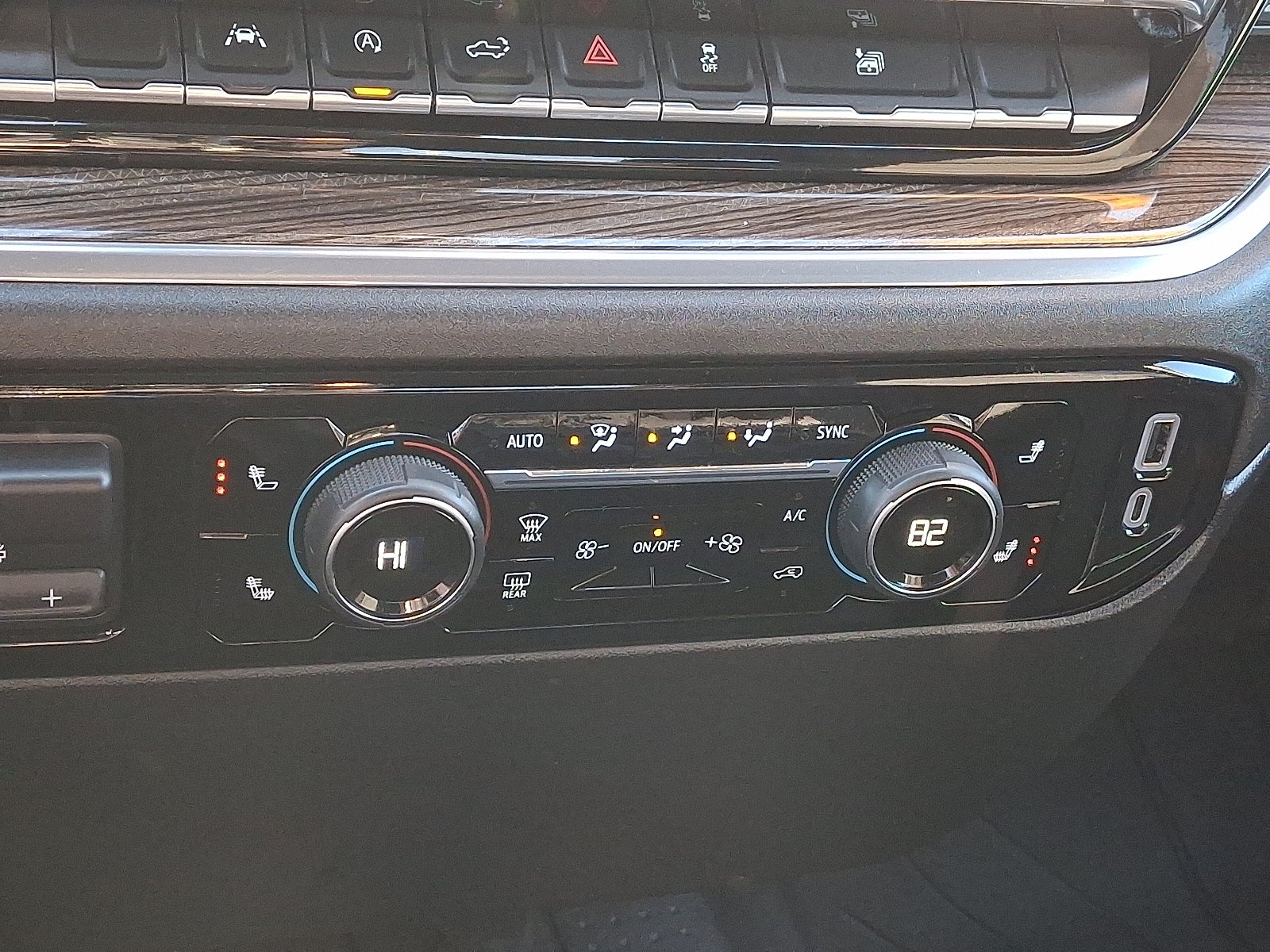 2023 Chevrolet Silverado 1500 4WD Crew Cab Standard Bed LT