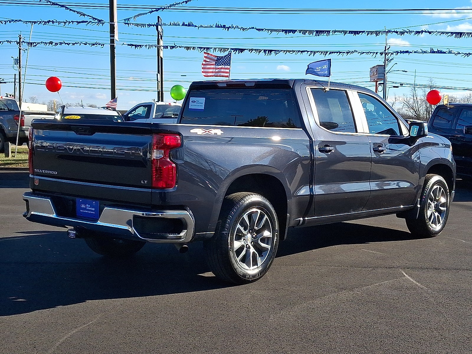2023 Chevrolet Silverado 1500 4WD Crew Cab Standard Bed LT