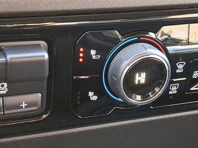 2023 Chevrolet Silverado 1500 4WD Crew Cab Standard Bed LT