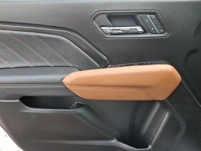 2025 GMC Canyon 4WD AT4