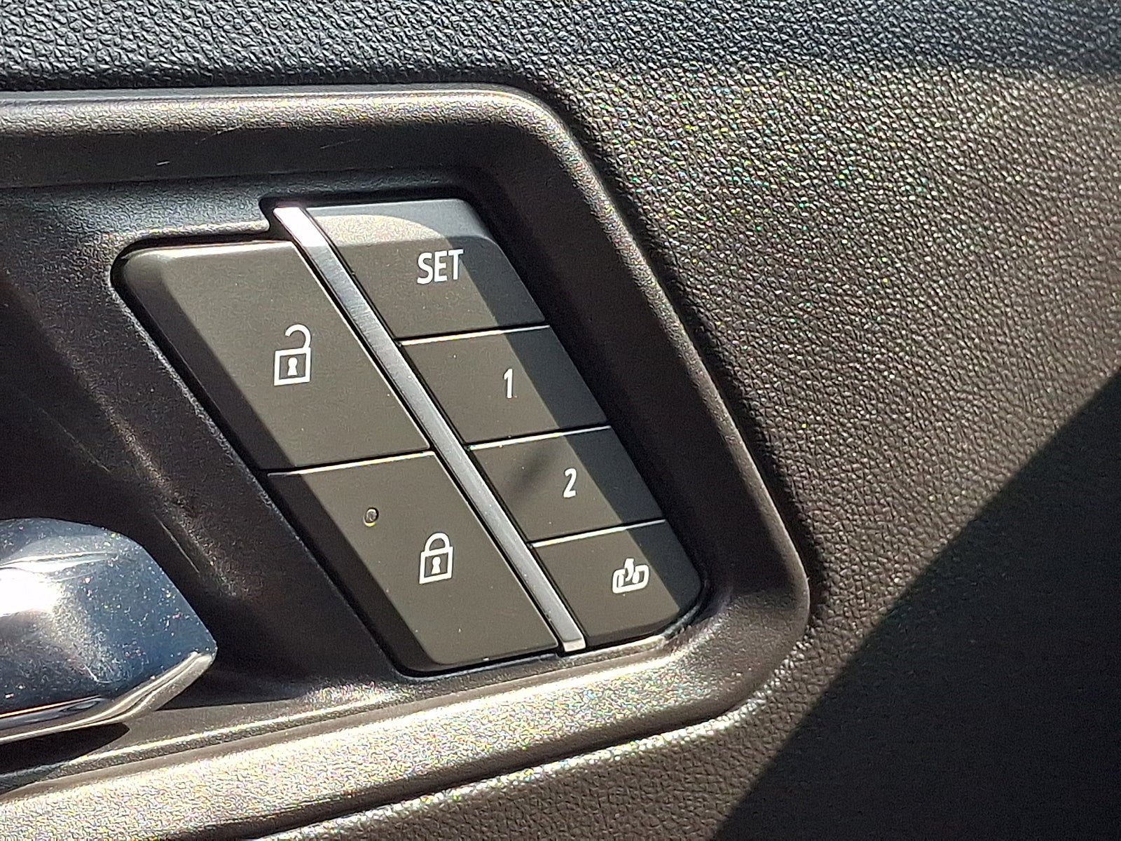 2025 GMC Canyon 4WD AT4