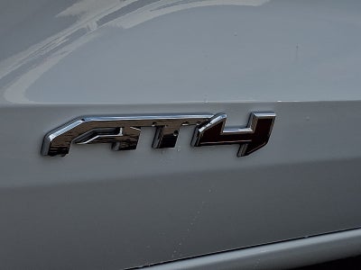 2025 GMC Canyon 4WD AT4