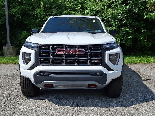 2025 GMC Canyon 4WD AT4