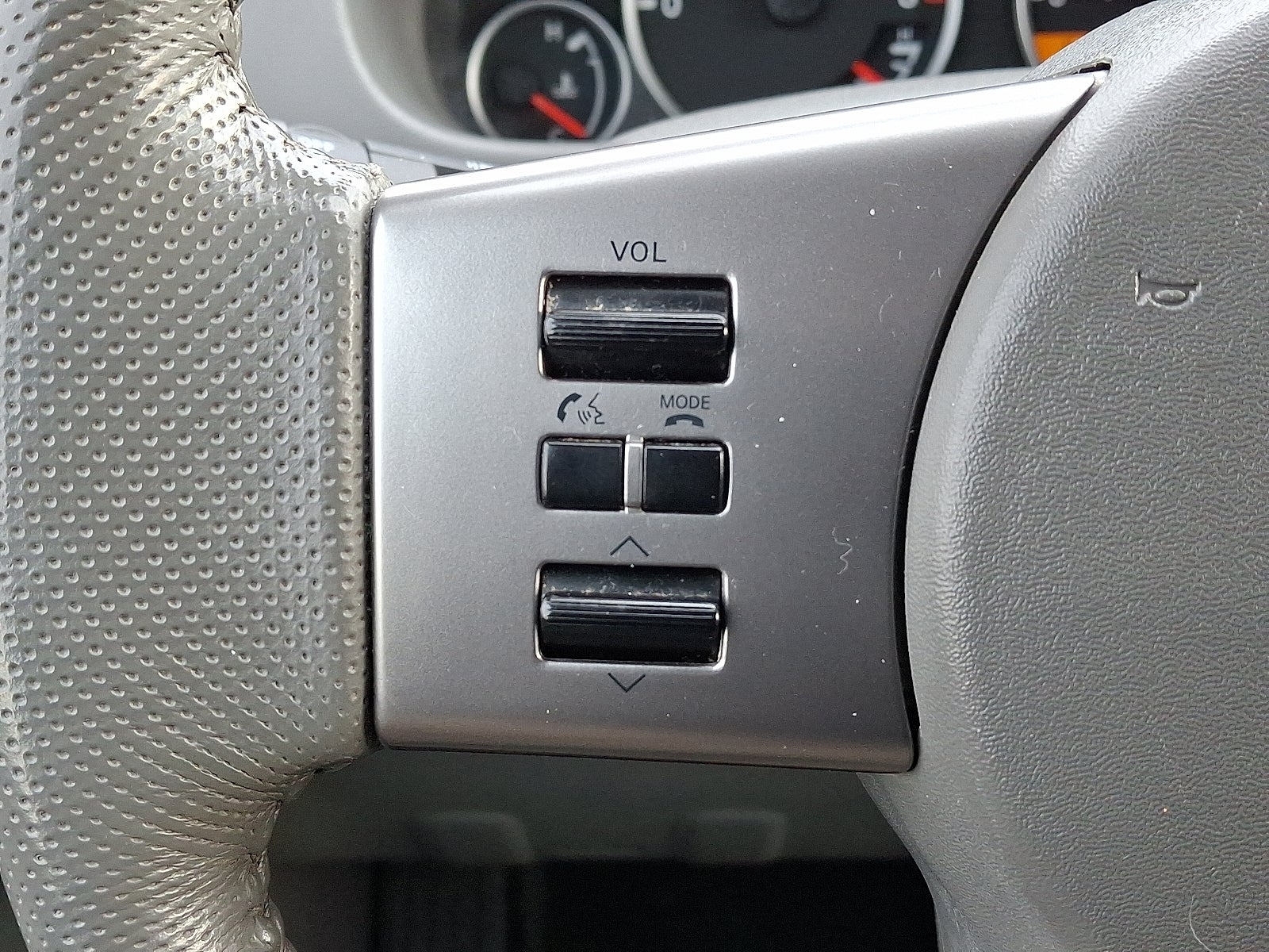 2011 Nissan Frontier SL