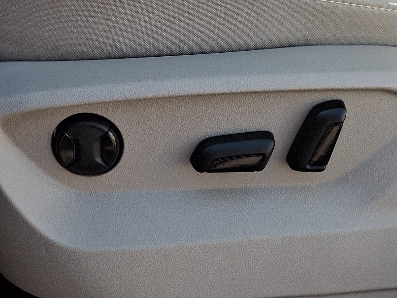 2022 Volkswagen Atlas 2.0T SE w/Technology