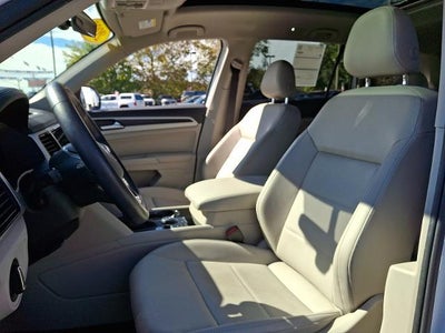 2022 Volkswagen Atlas 2.0T SE w/Technology