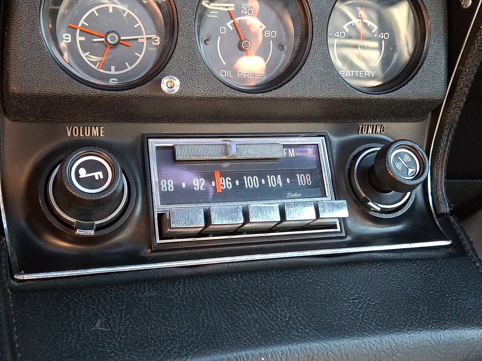 1975 Chevrolet Corvette Base
