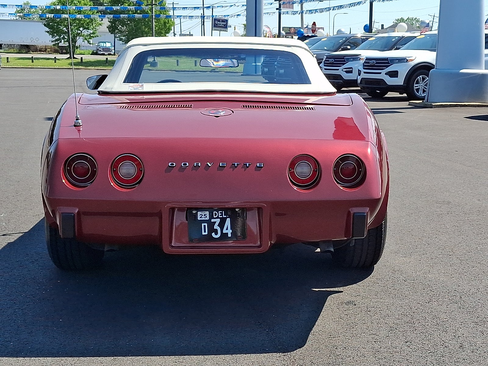 1975 Chevrolet Corvette Base