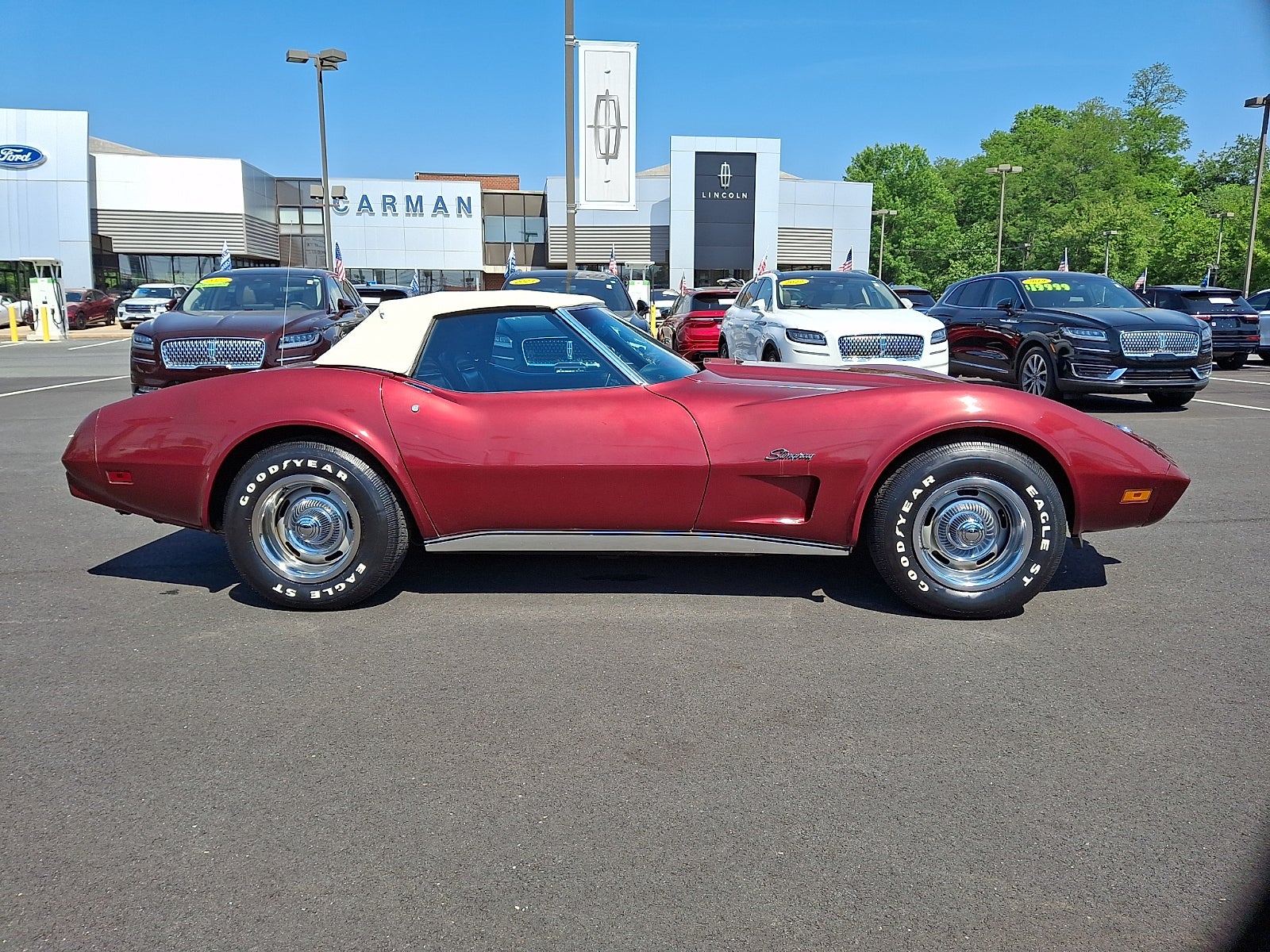 1975 Chevrolet Corvette Base