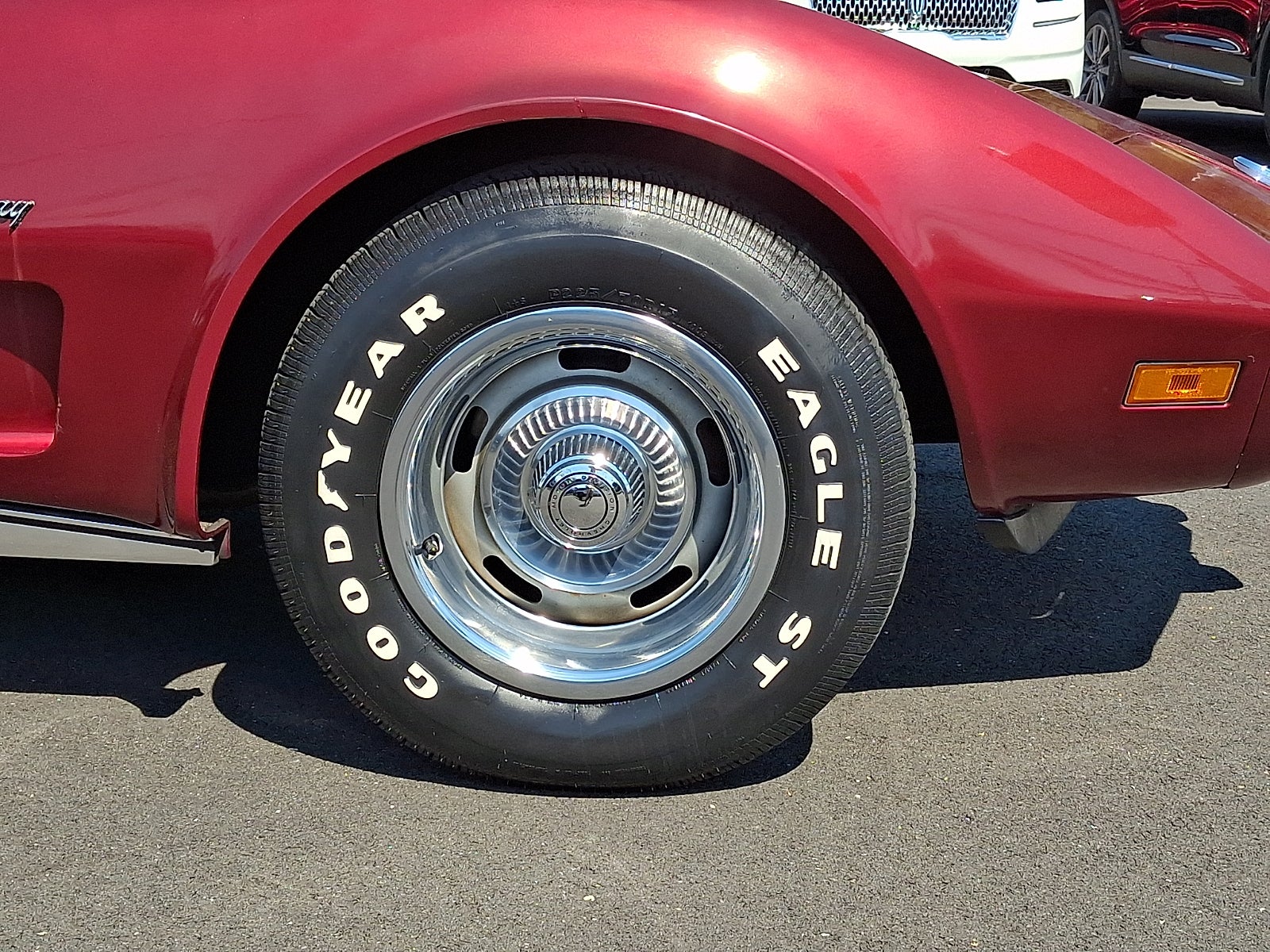 1975 Chevrolet Corvette Base