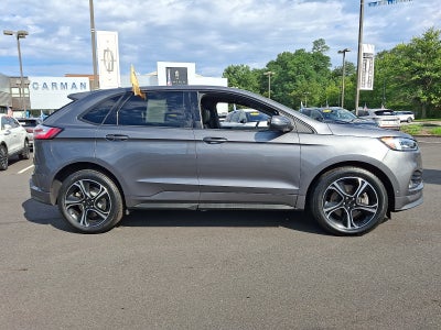 2022 Ford Edge ST