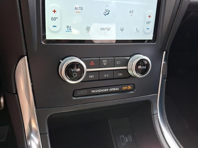 2022 Ford Edge ST