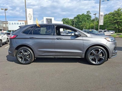 2022 Ford Edge ST