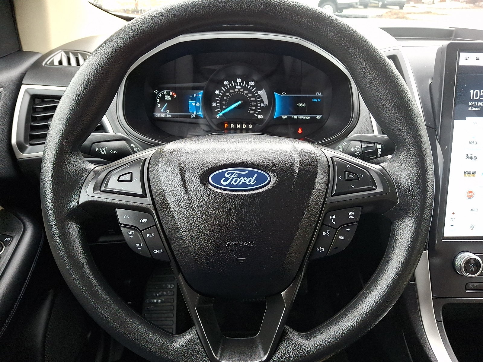 2022 Ford Edge SE