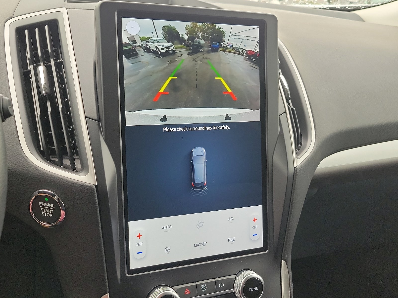 2024 Ford Edge SE