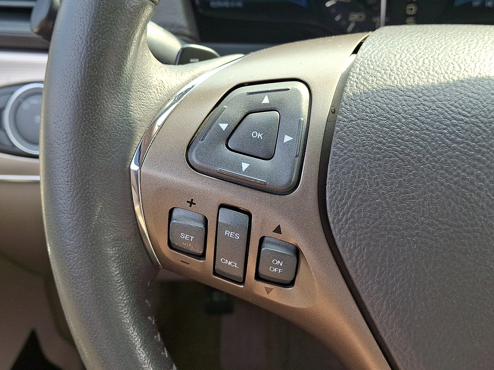 2015 Lincoln MKX Base