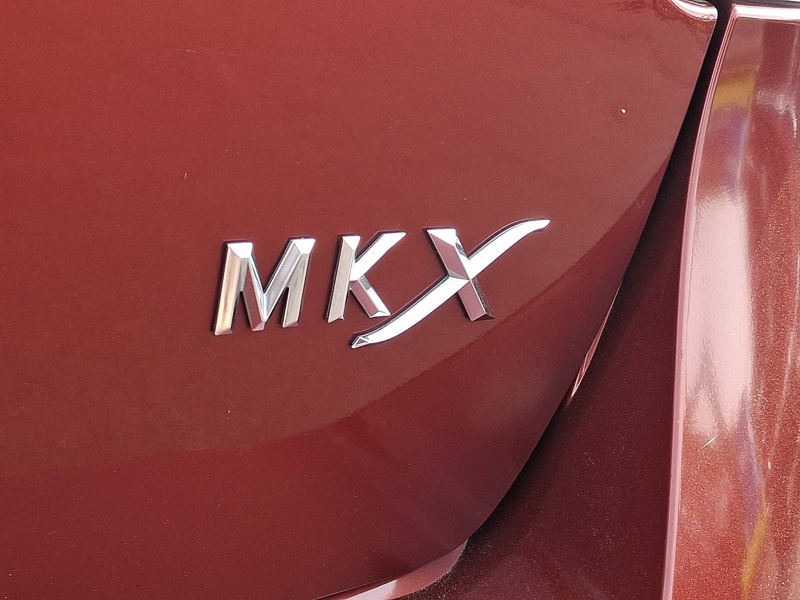 2015 Lincoln MKX Base
