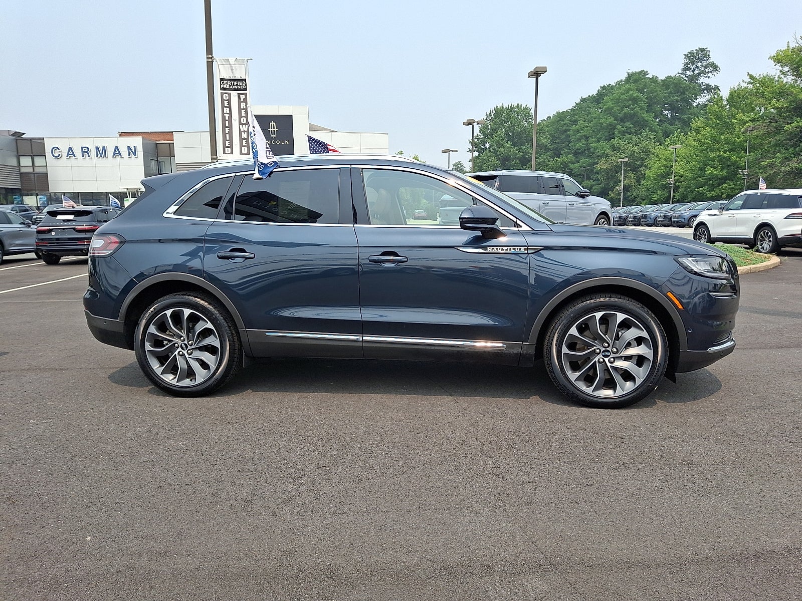 2022 Lincoln Nautilus Reserve