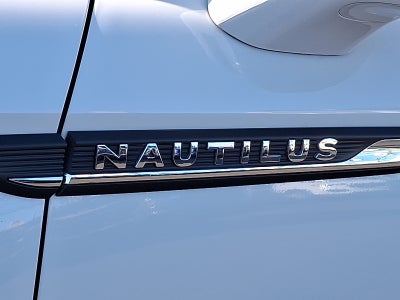 2022 Lincoln Nautilus Standard