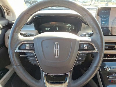 2022 Lincoln Nautilus Standard