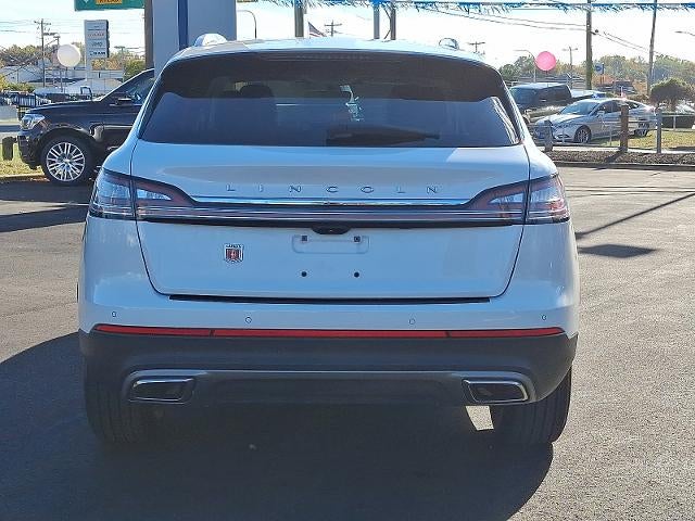 2022 Lincoln Nautilus Standard