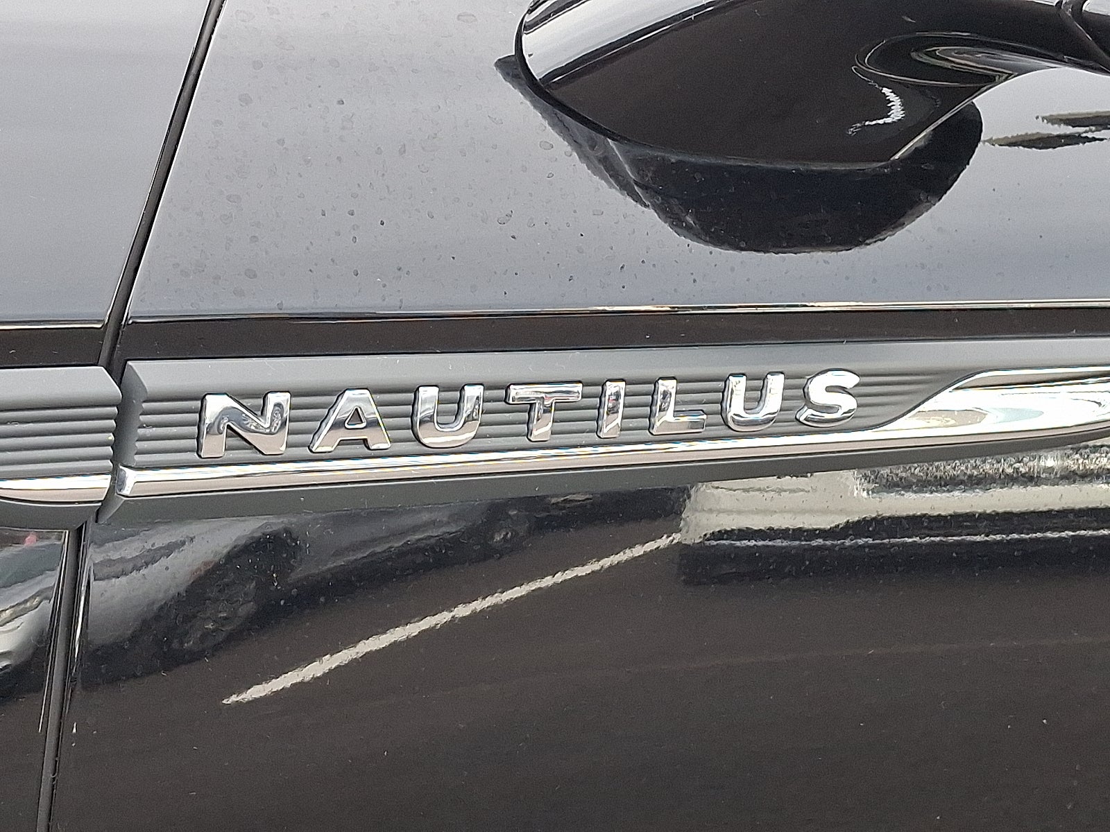 2021 Lincoln Nautilus Standard