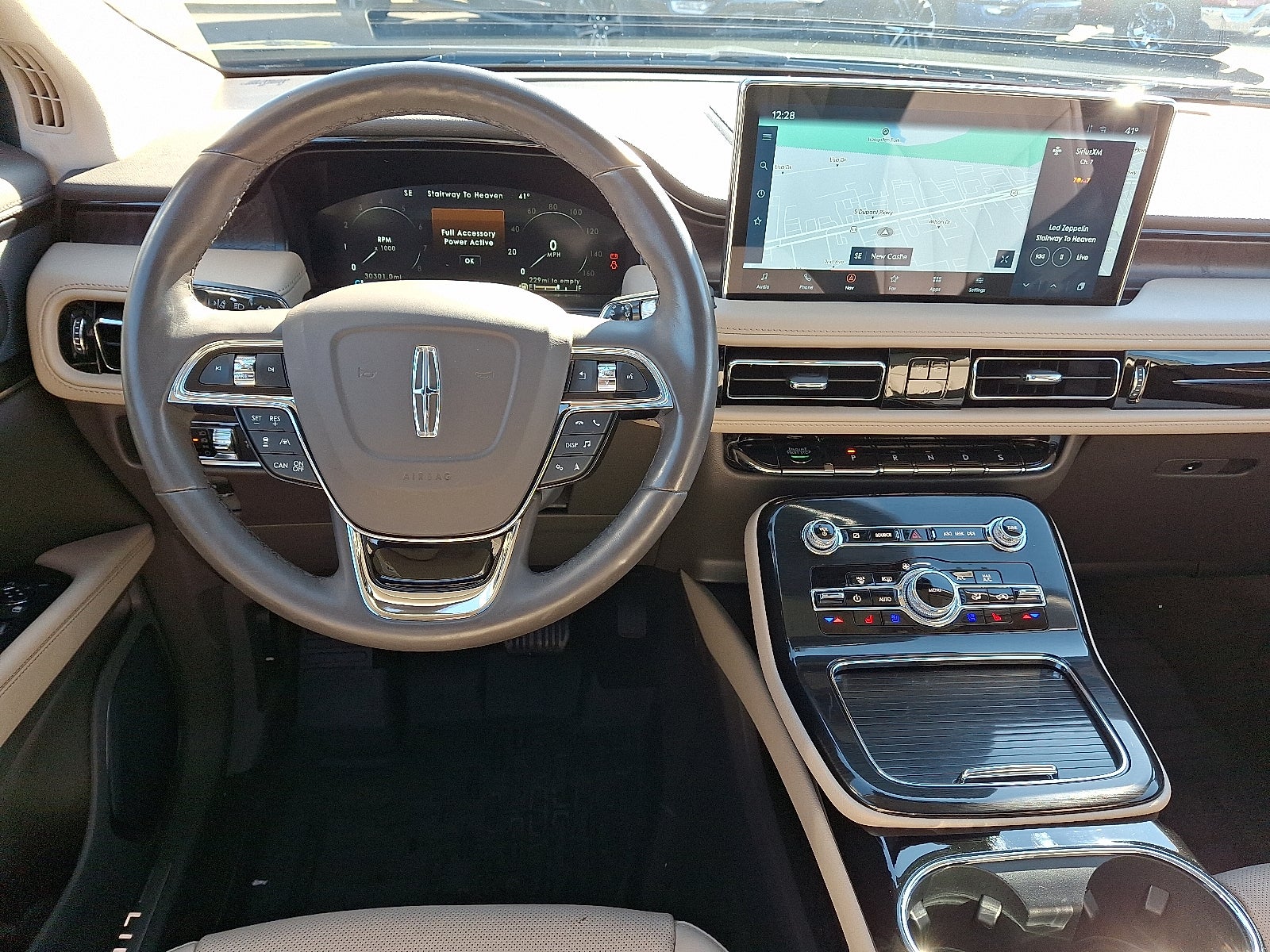 2022 Lincoln Nautilus Reserve