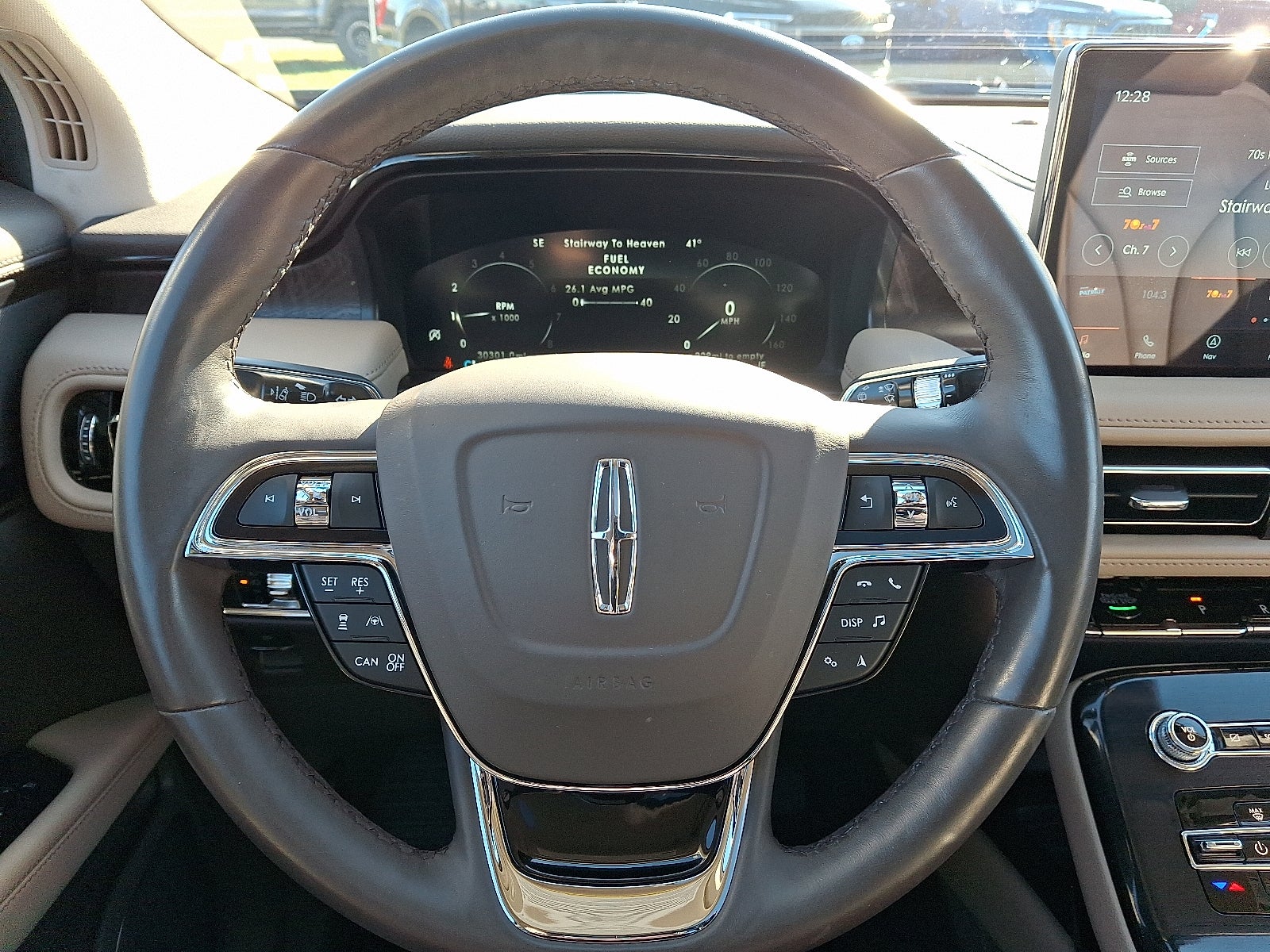 2022 Lincoln Nautilus Reserve