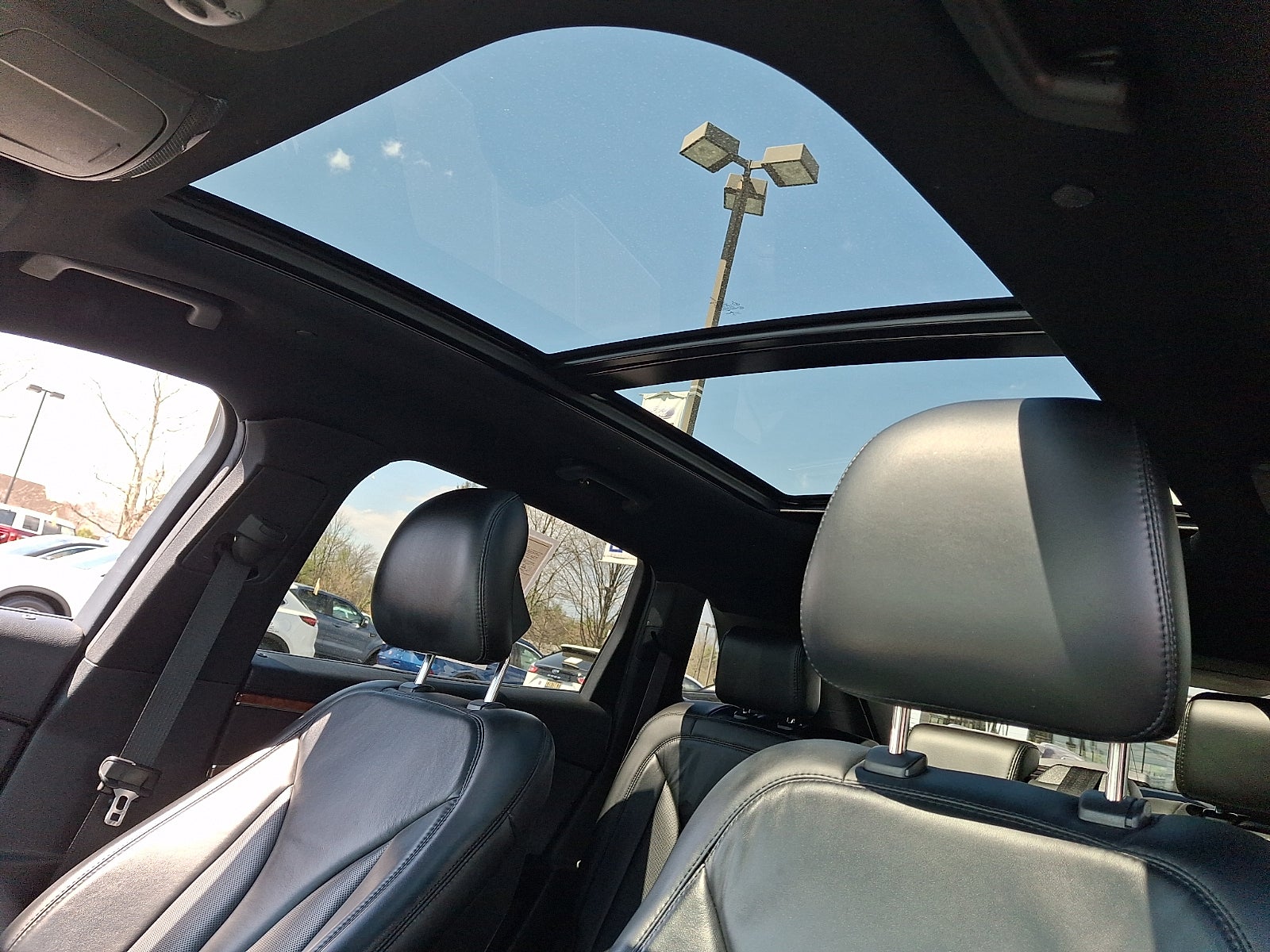 2019 Lincoln Nautilus Select