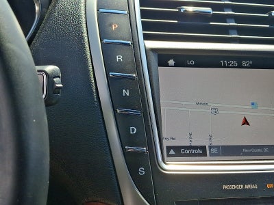 2019 Lincoln Nautilus Select