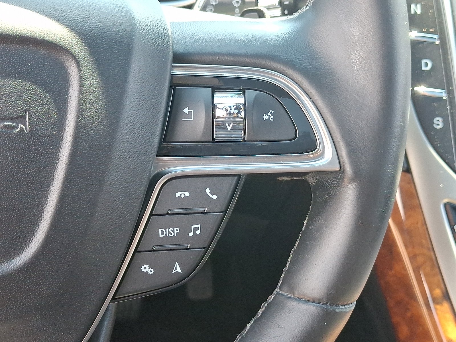 2019 Lincoln Nautilus Select