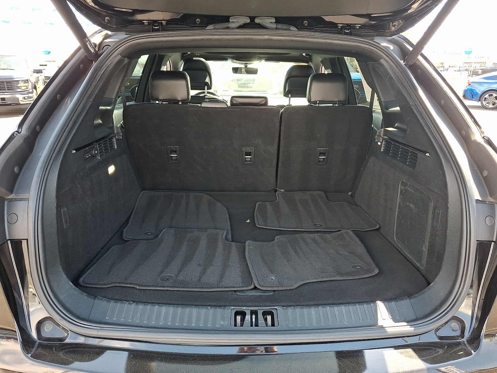 2019 Lincoln Nautilus Select
