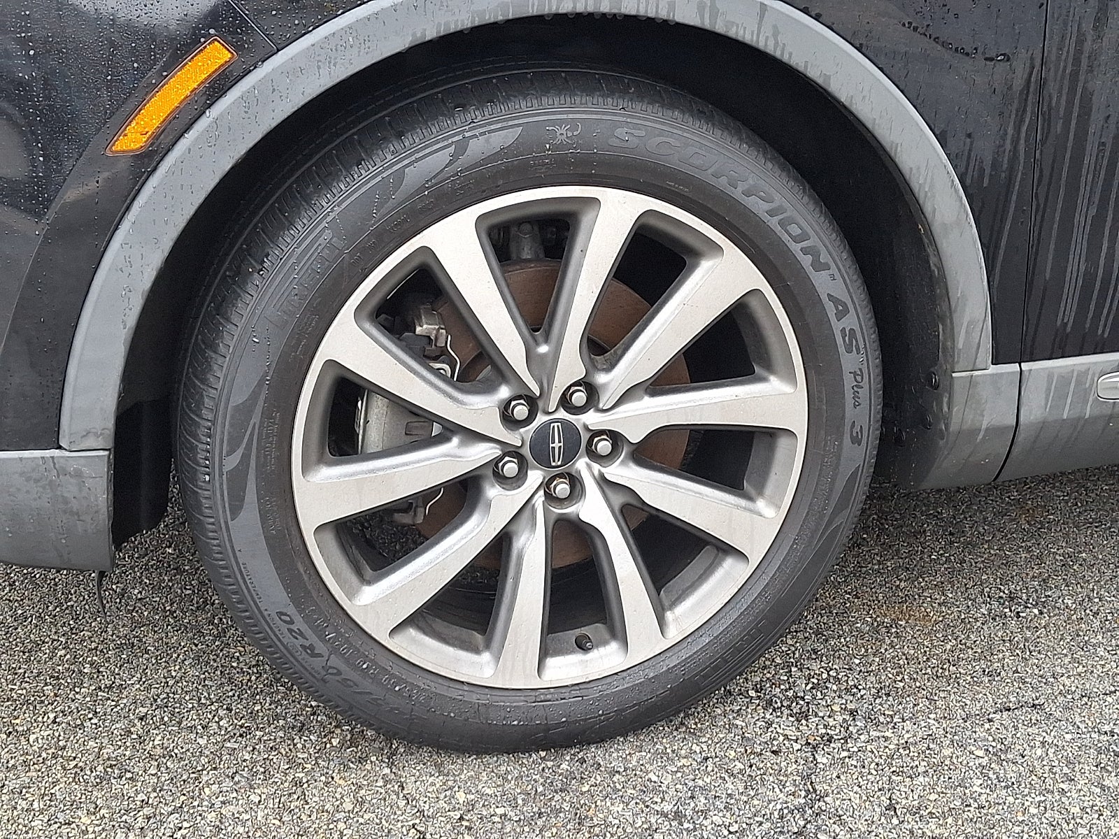 2019 Lincoln Nautilus Select