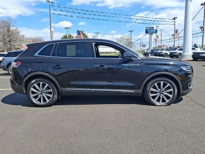2019 Lincoln Nautilus Select