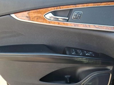 2019 Lincoln Nautilus Select