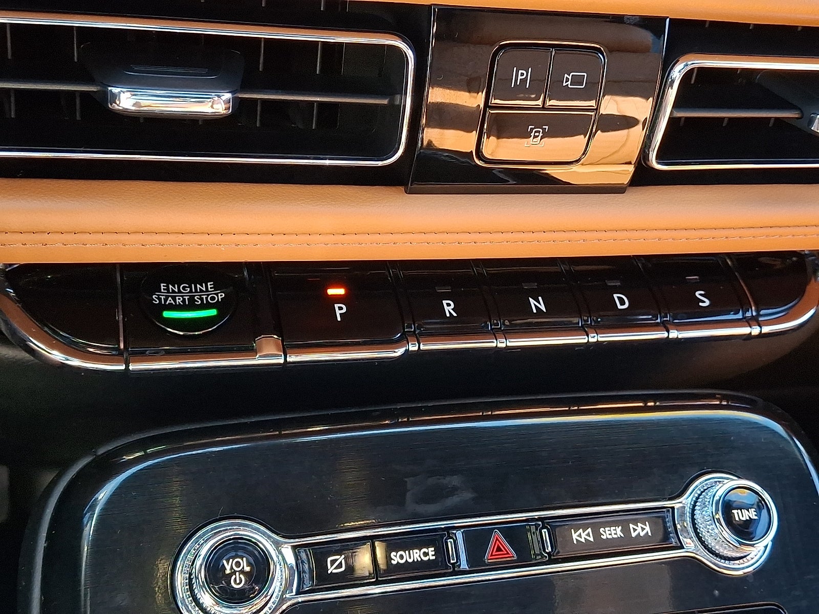 2023 Lincoln Nautilus Black Label
