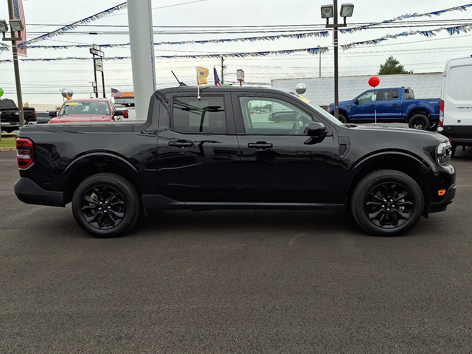 2023 Ford Maverick Lariat