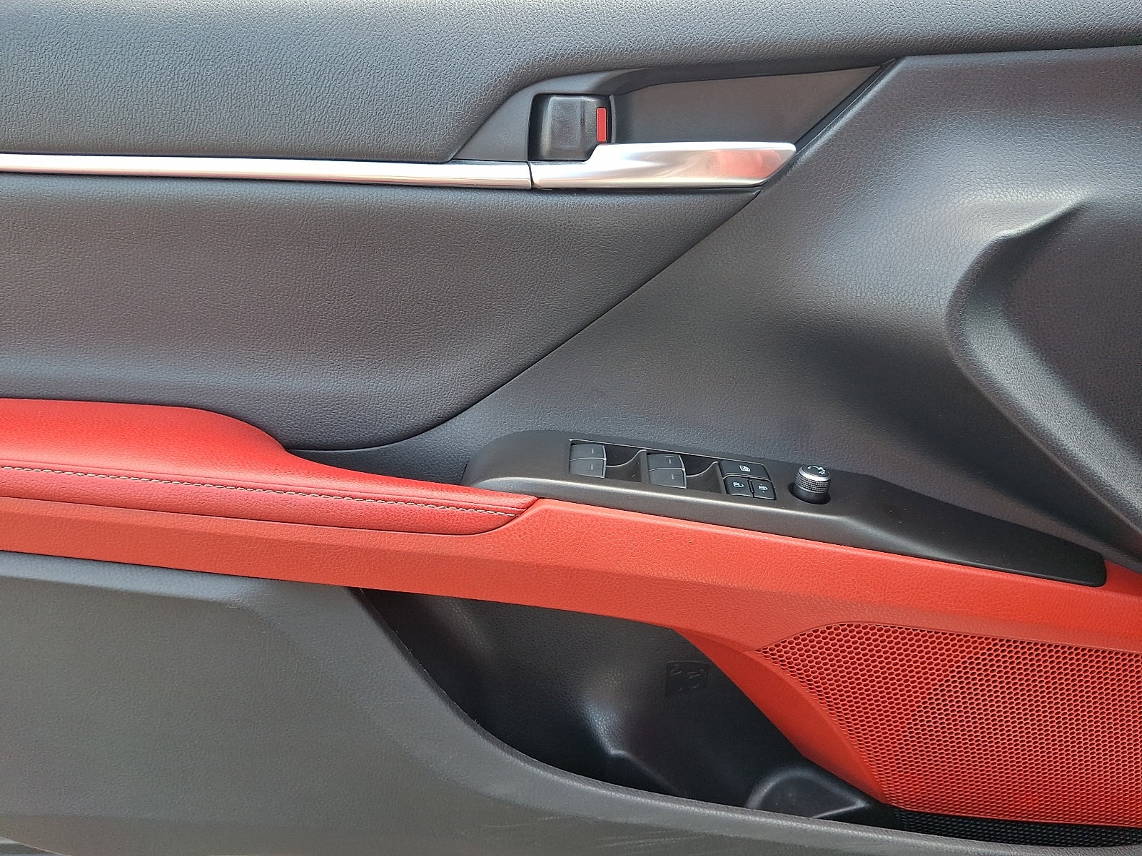 2021 Toyota Camry XSE AWD