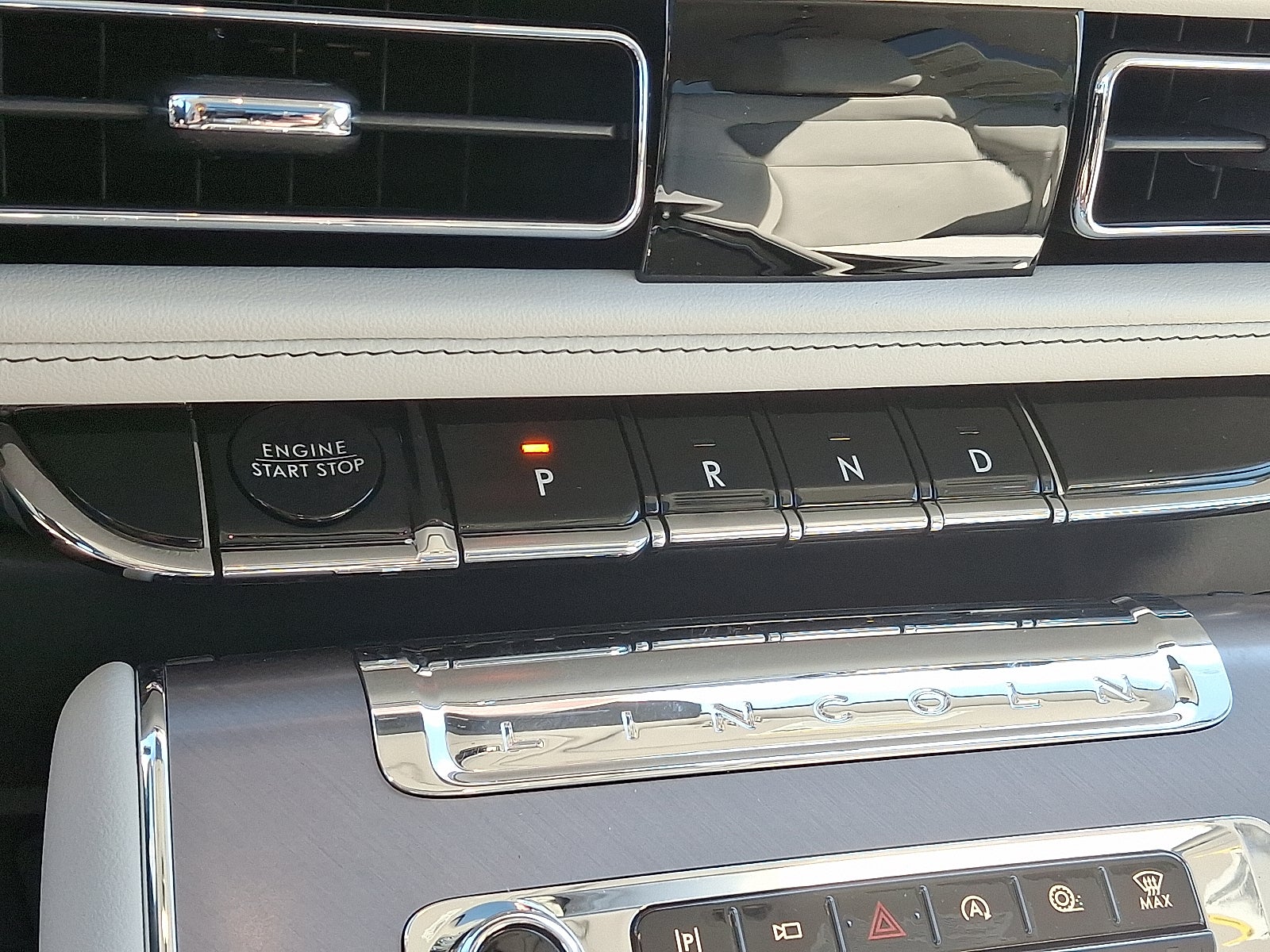 2025 Lincoln Aviator Premiere