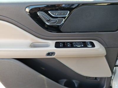 2022 Lincoln Aviator Standard