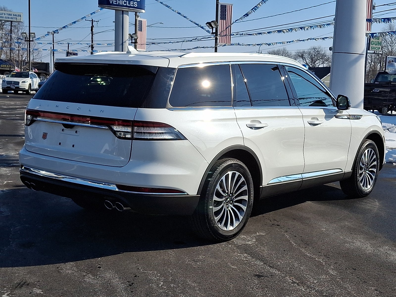 2022 Lincoln Aviator Standard